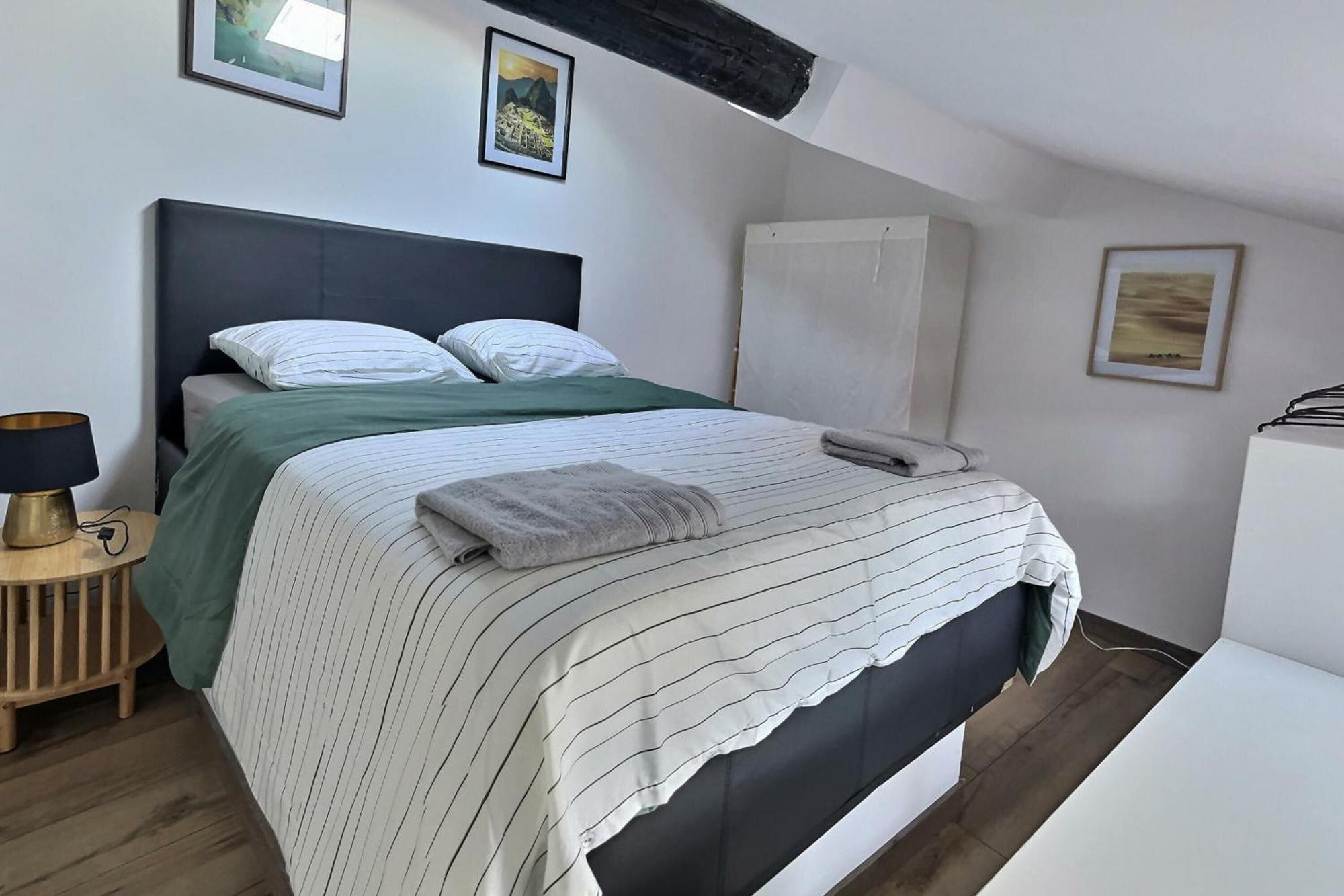 Charmant Duplex Beziers Centre Exteriör bild